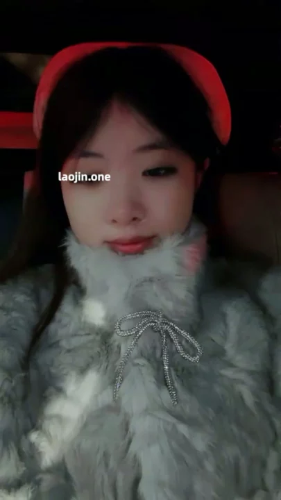 Screenshot 5 from Chinese College Girl Pickup Escort — Xiao Sucks and Takes Creampie in Hotel