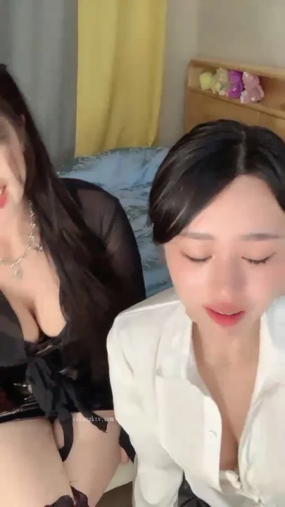 Screenshot 4 from Chinese Livestream Lesbian Lingerie POV — Twin Cat-Ear Models with Toys