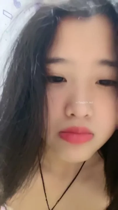Chinese Livestream Slut Fingers Wet Pussy on Cam — Xueer Amateur POV のスクリーンショット 10