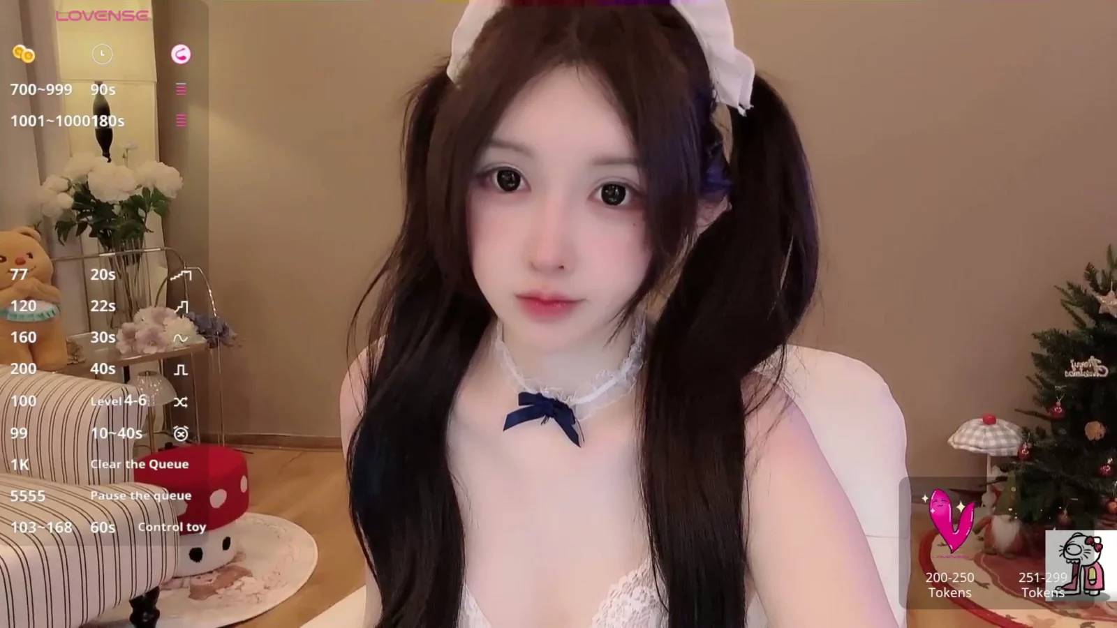 Play video: Cewek China Live Streaming Jari Memek Basah Pakai Dildo di Kamera
