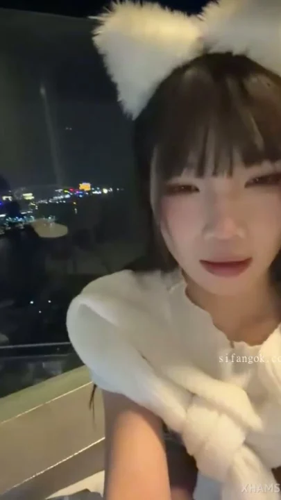 Screenshot 29 from Chinese Livestream Slut Fingers Wet Pussy with Dildo — Petite Beauty in Stockings