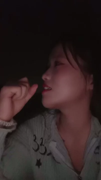 Screenshot 3 from Cewek Nakal China Ngentot dan Telan Sperma di Pinggir Sungai — Wajah Terlihat, POV Amatir