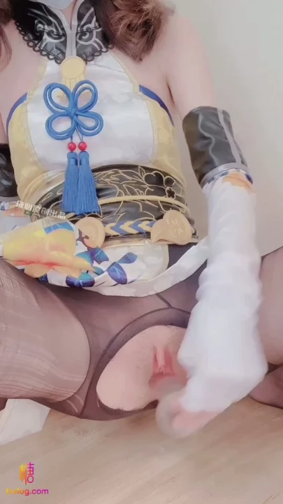 Screenshot 10 from Gái Phát Trực Tiếp Trung Quốc Địt Lồn Bằng Dildo Thủy Tinh Vẫn Mặc Tất