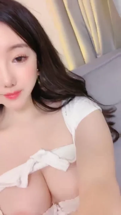 Screenshot 7 from Chinese Livestream Solo — Curvy Babe Pounds Pussy with Dildo in Lingerie