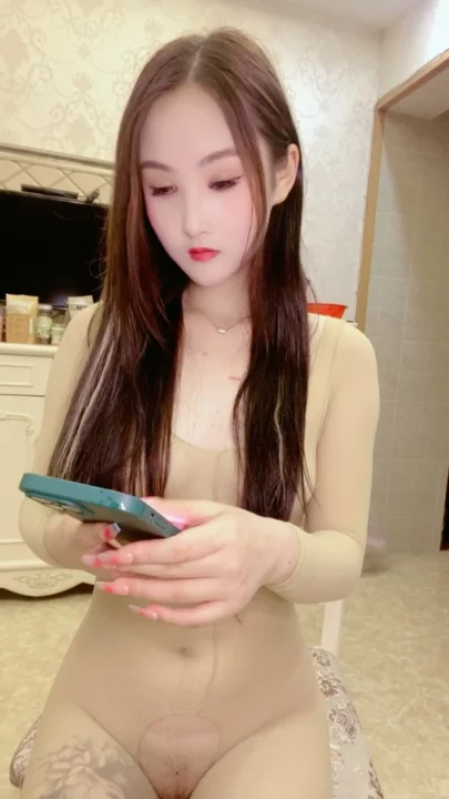 Screenshot 4 from Chinese POV Masturbation — Xueer Fucks Herself with Dildo on Cam