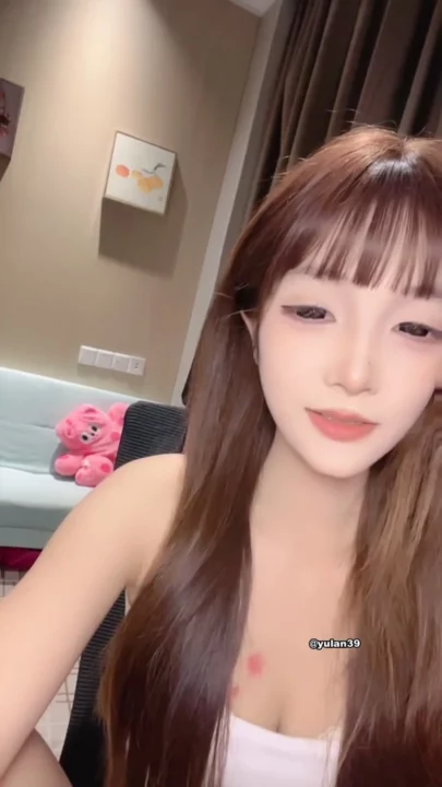 Screenshot 2 from Chinese POV Uncensored — Niuniu Takes Dildo and Cock in Bedroom