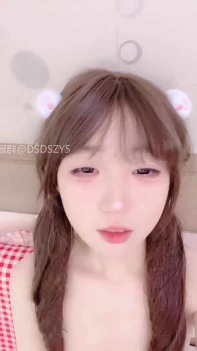 Screenshot 12 from Chinese Solo Amateur Livestream — Beibei in Lingerie with Twin Braids