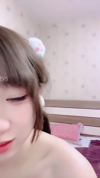 Screenshot 19 from Chinese Solo Amateur Livestream — Beibei in Lingerie with Twin Braids