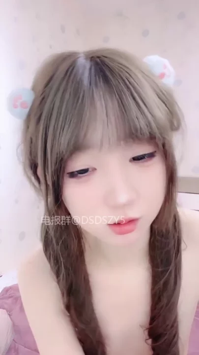 Screenshot 23 from Chinese Solo Amateur Livestream — Beibei in Lingerie with Twin Braids