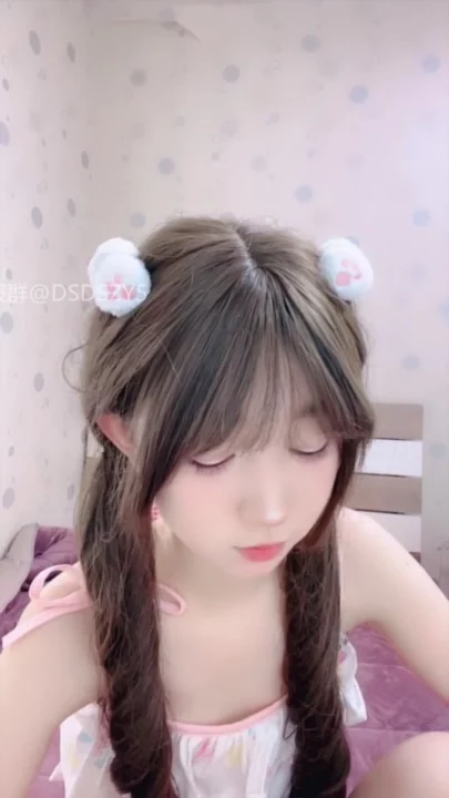 Screenshot 30 from Chinese Solo Amateur Livestream — Beibei in Lingerie with Twin Braids