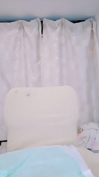Screenshot 9 from Masturbação em Lingerie Chinesa — Bela Pequena Depilada com Brinquedo e Jogo de Cera