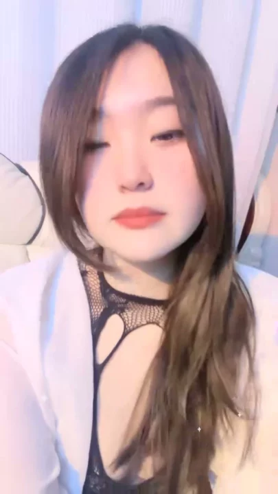Screenshot 11 from Chinese Solo Masturbation with Dildo and Lingerie — Niuniu’s Leaked Livestream