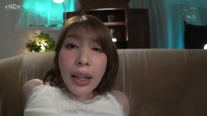 悪魔級ボディの巨乳JAV POV~寝室でランジェリーから全裸まで のスクリーンショット 16