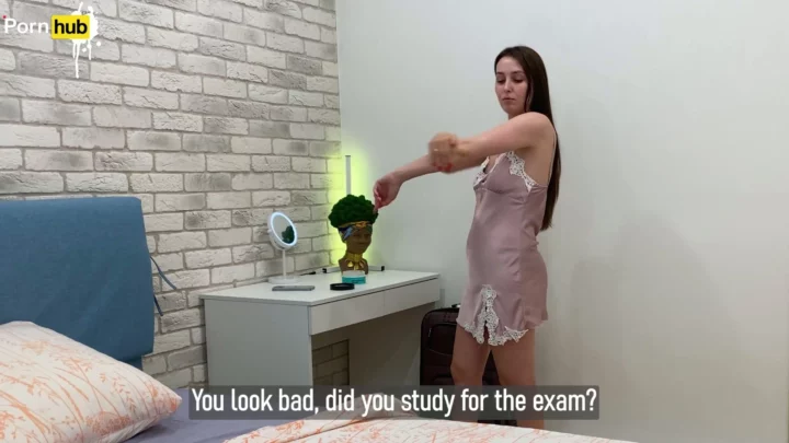 Screenshot 2 aus Europäisches Amateur-POV — Pinkes Dessous-Dildo-Spiel mit unsichtbarem Partner