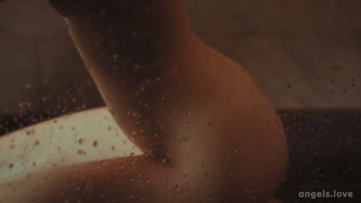Screenshot 3 from European Threesome POV — Xinxin Faces Deep Throat and Double Penetration