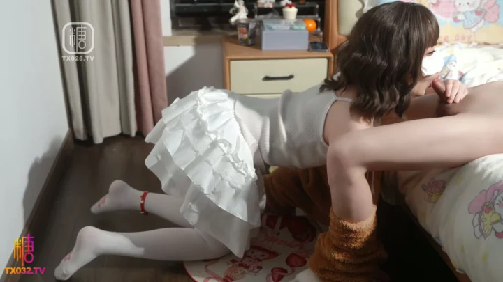 Screenshot 4 from FC2 Amateur POV Creampie — Petite Asiatique en lingerie et bas