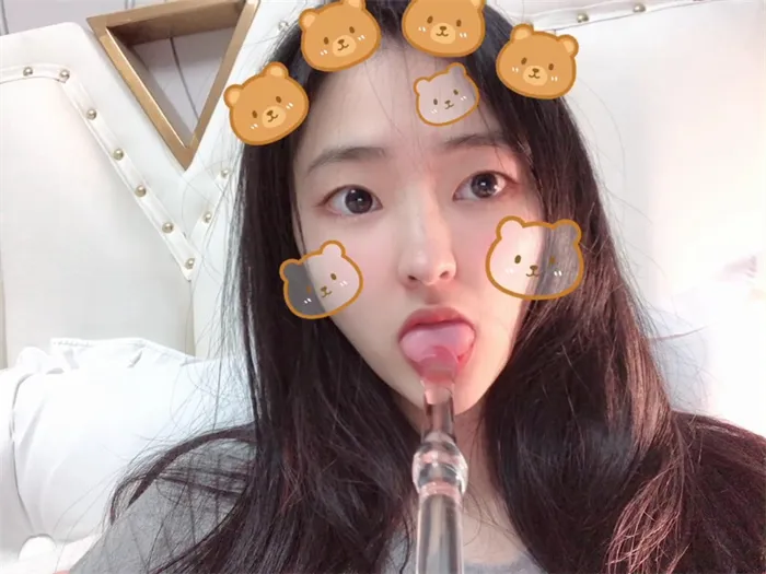 FC2 Amateur POV Masturbation — Slim Asian with Glass Dildo and Face Shown