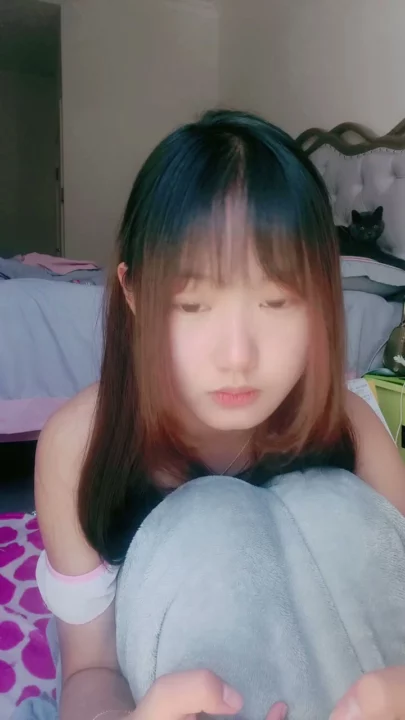 Screenshot 11 from FC2 Amateur Solo — Petite Asian Masturbation in Pink Lingerie