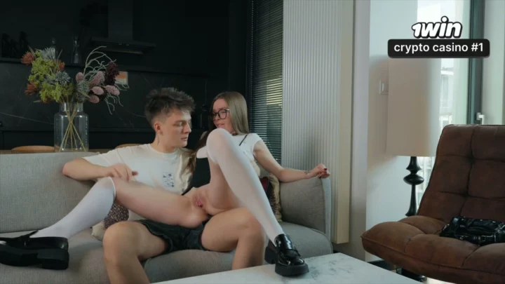 Screenshot 6 from FC2 POV Crot Dalam — Cici Ngentot Pakai Lingerie Seksi dan Stoking Panjang