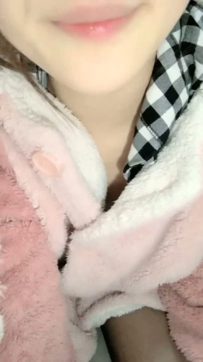 Screenshot 7 from FC2-PPV-5744448 – Petite Asian POV Masturbation with Vibrator in Lingerie