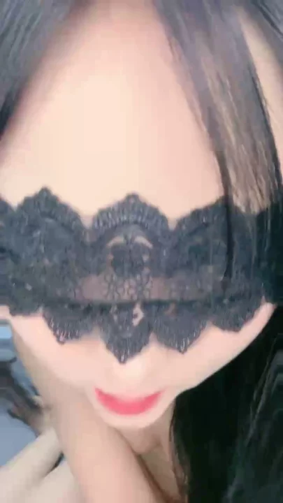 Screenshot 6 from FC2-PPV-657580 – Slim Asian POV Masturbation with Dildo and Blindfold