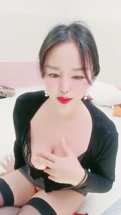 Screenshot 3 from FC2-PPV Amateur POV Creampie — Busty Asian Babe in Black Stockings and Lingerie