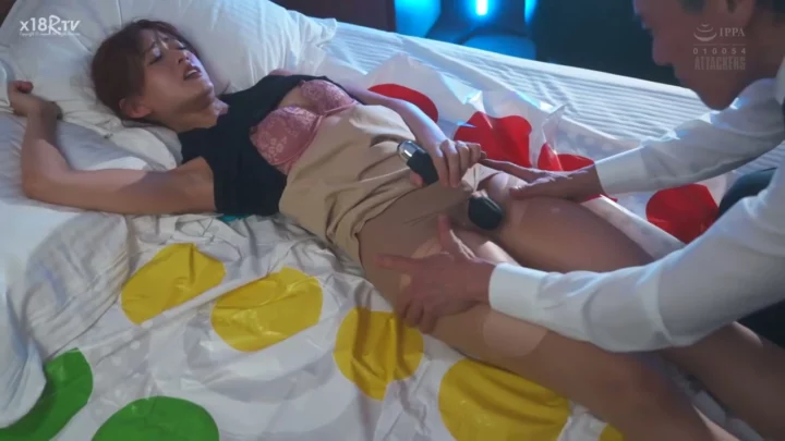 Screenshot 11 from FC2-PPV - POV Crema en el coño con asiática menuda en hotel — Esposa infiel interracial