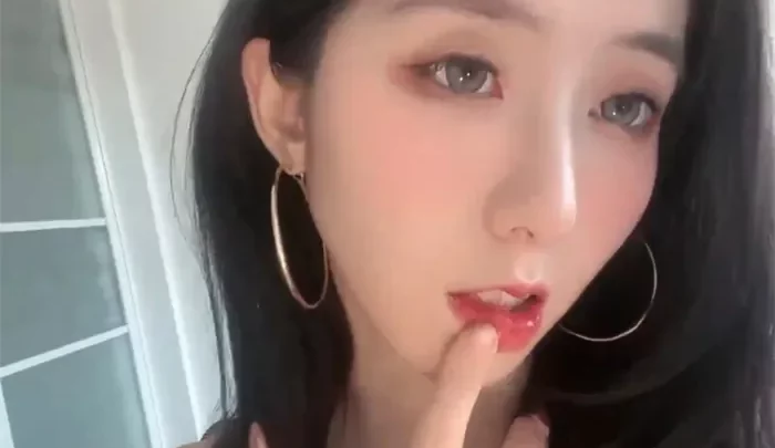 Screenshot 1 from FC2 PPV Solo Masturbation — Lele’s Leaked Livestream with Dildo and Face Close-Up