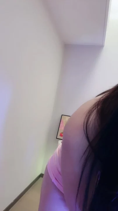Screenshot 4 from FC2 PPV 솔로 자위 — 속옷 차림의 작은 체구 아가씨가 딜도로 즐기는 얼굴 공개 POV