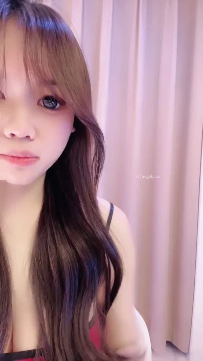 Screenshot 10 from FC2 PPV 솔로 자위 — 속옷 차림의 작은 체구 아가씨가 딜도로 즐기는 얼굴 공개 POV