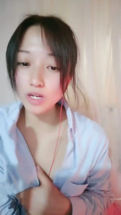 Screenshot 21 from FC2 PPV Solo Masturbation — Petite Asian Squirting with Dildo in Bedroom [FC2-PPV]