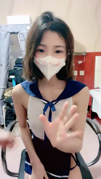 Screenshot 23 from FC2-PPV-XXXXXXX - 日本卧室里用紫色自慰棒自拍
