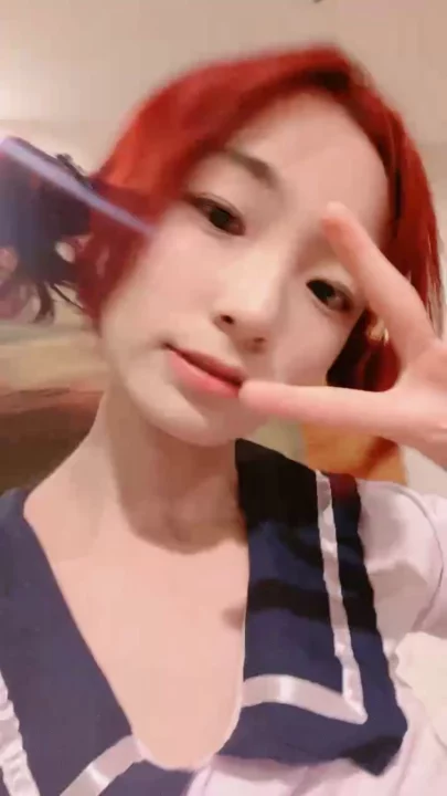 スクリーンショット 2 から FC2-PPV-XXXXXXX – Japanese Schoolgirl POV — Redhead Amateur in Uniform with Toys