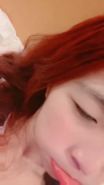 スクリーンショット 12 から FC2-PPV-XXXXXXX – Japanese Schoolgirl POV — Redhead Amateur in Uniform with Toys