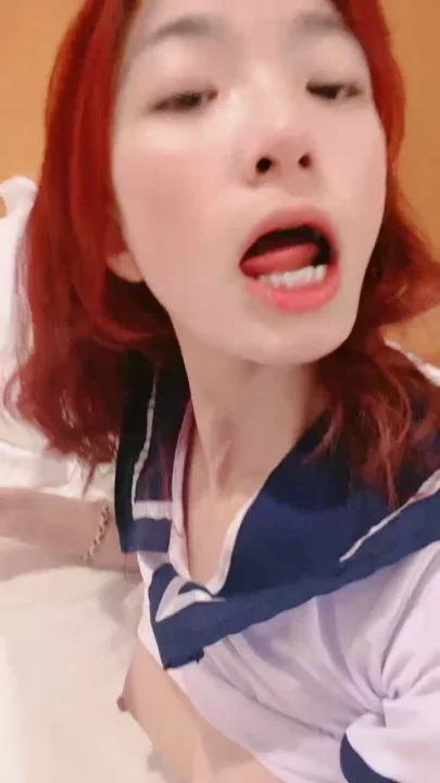 スクリーンショット 13 から FC2-PPV-XXXXXXX – Japanese Schoolgirl POV — Redhead Amateur in Uniform with Toys