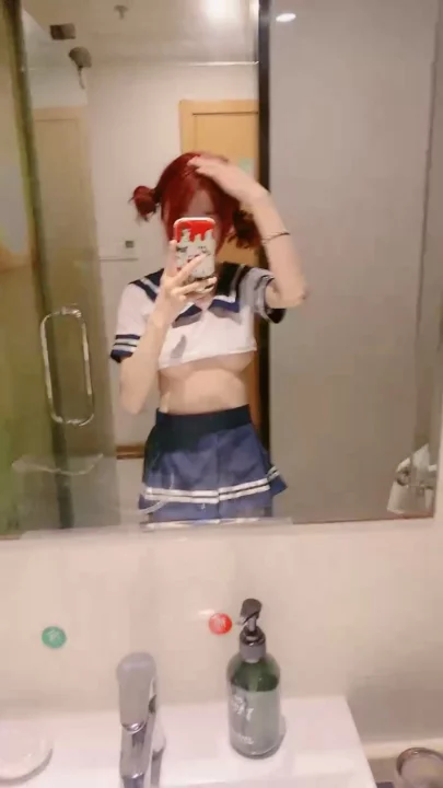 スクリーンショット 4 から FC2-PPV-XXXXXXX – Japanese Schoolgirl POV — Redhead Amateur in Uniform with Toys