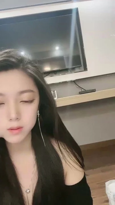 Screenshot 18 from FC2-PPV-XXXXXXX - 亚洲小美女酒店自拍手淫,露脸
