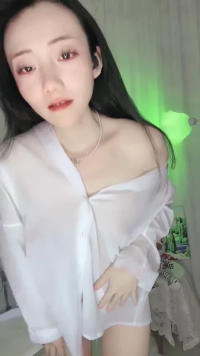Screenshot 19 from FC2-PPV-XXXXXXX - 小巧亚洲妹子POV自慰 — 穿着内衣用跳蛋自玩,露脸