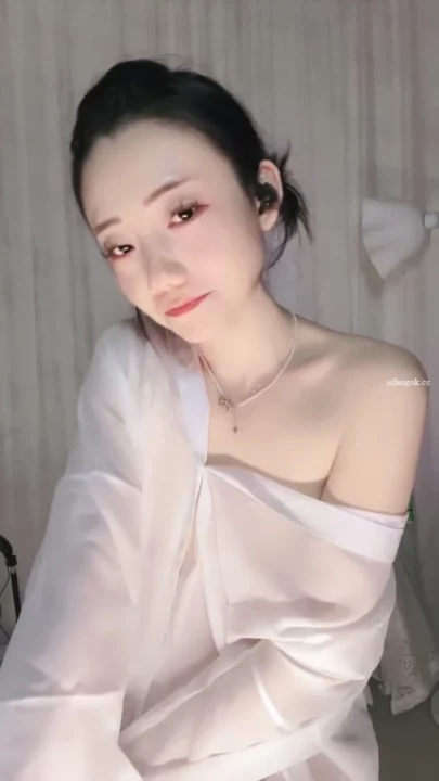 Screenshot 21 from FC2-PPV-XXXXXXX - 小巧亚洲妹子POV自慰 — 穿着内衣用跳蛋自玩,露脸