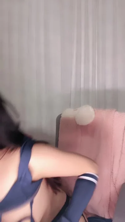 Screenshot 10 from FC2-PPV-XXXXXXX - 小巧亚洲妹子POV自慰 — 穿着内衣用跳蛋自玩,露脸
