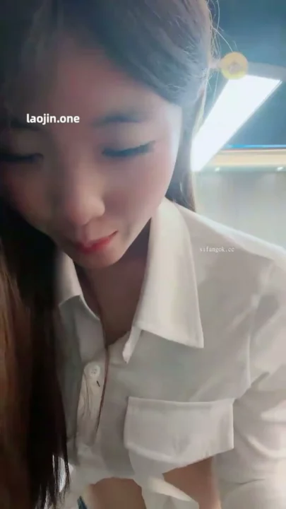 Screenshot 3 from FC2-PPV-XXXXXXX - 可爱亚洲女孩 POV 诱惑 — 穿着上衣和短裤的独秀