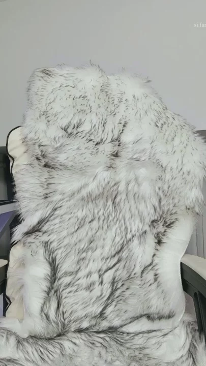 Screenshot 3 from Feifei Chinese Livestream Leaked — Petite Gap Moe Solo Tease in Lingerie