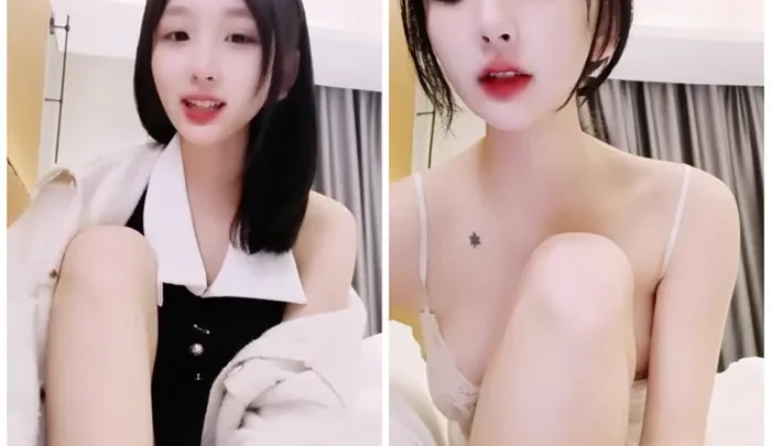 Chinese Livestream Solo Masturbation — Big-Tits Beauty in Lingerie with Face Reveal