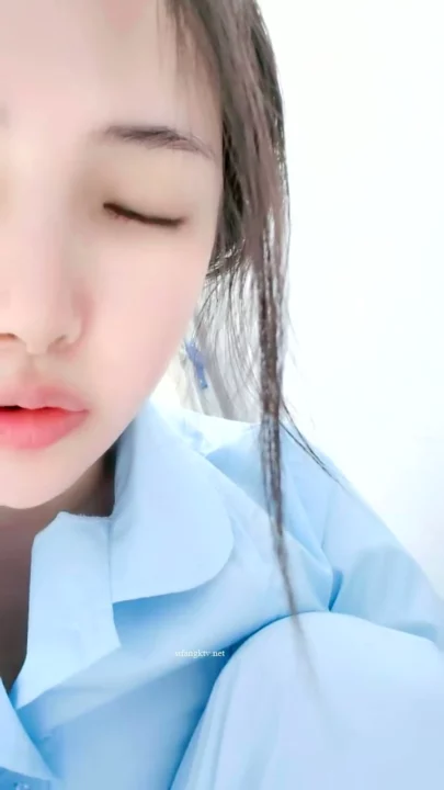 Screenshot 30 aus Japanische Amateur-Stute mit dicken Titten — Krankenschwester-Kostüm und POV-Spiel