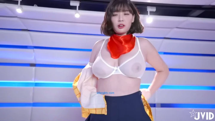 Screenshot 1 from Japanese Big Tits POV — Busty Cosplay Masturbation with Face Shown