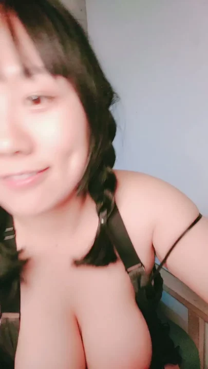 Screenshot 15 from Japanese Big Tits Solo — Cici’s Busty Lingerie Masturbation in Bedroom