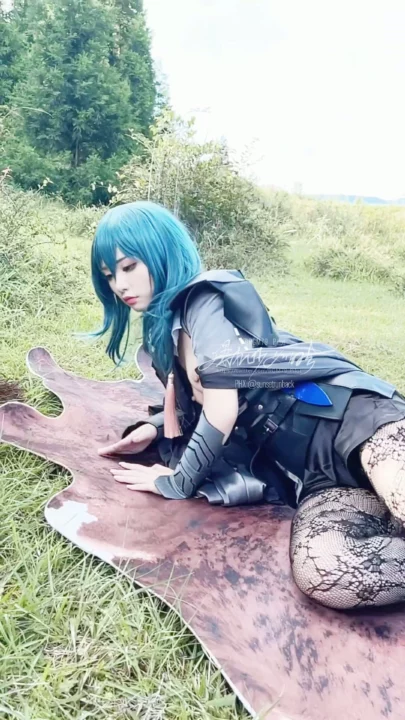Screenshot 3 from Japanese Cosplay Outdoor POV — Petite Blue-Haired Beauty in Tactical Suit