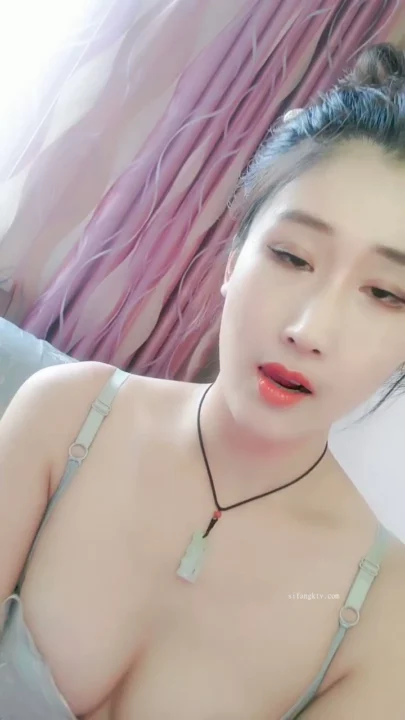 Screenshot 20 from Japanese Onee-San Masturbation — Petite Beauty with Dildo in Lingerie