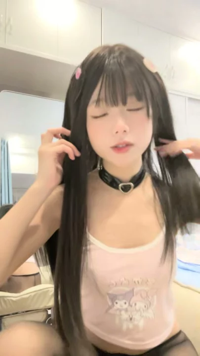 Screenshot 11 from Amadora Japonesa em Primeiro Plano — Brincando com Lingerie Preta e Dildo para Terminar com Gozo Interno