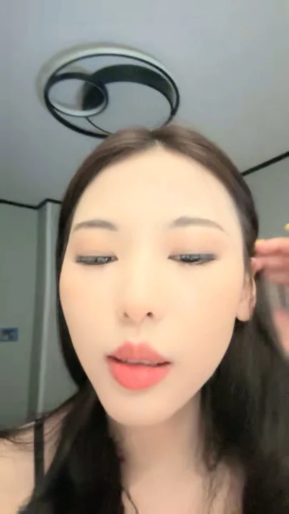 2번 스크린샷, Japanese POV Amateur — Lin’s Face-Shown Lingerie Masturbation Scene에서 캡처됨